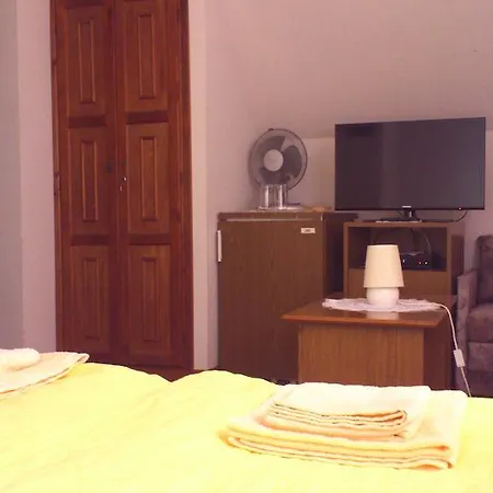 Terasz Panzio Guest house *
